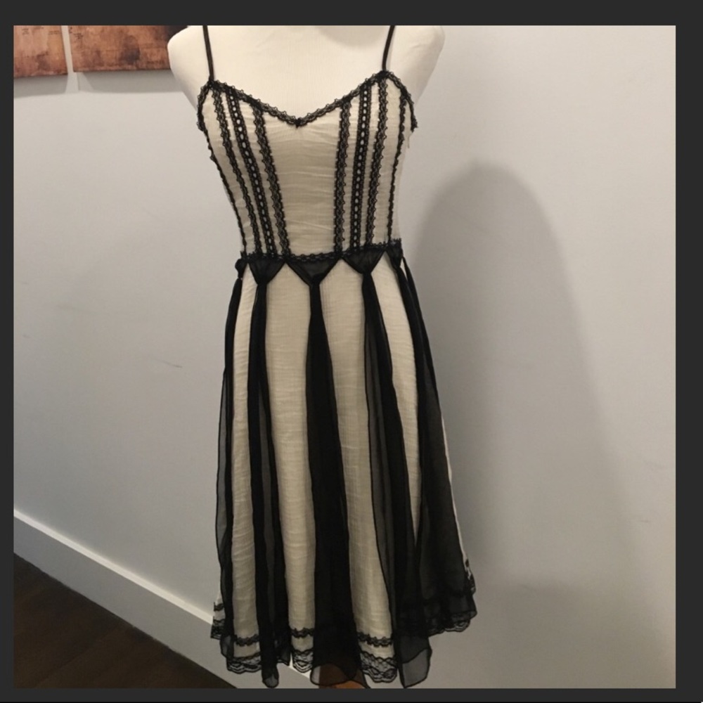 ❤️Stella & Jamie 100% silk dress